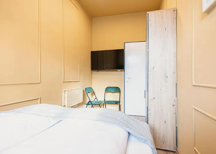 Bright 4br Getaway Near Westbahnhof Station