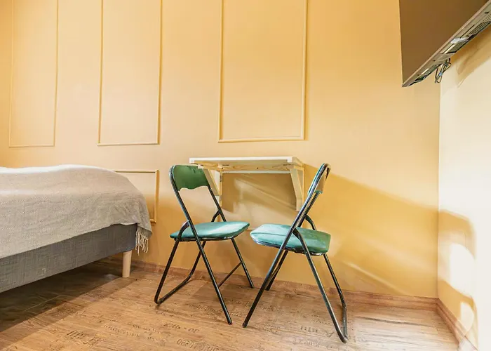 Bright 4br Getaway Near Westbahnhof Station דירה וינה